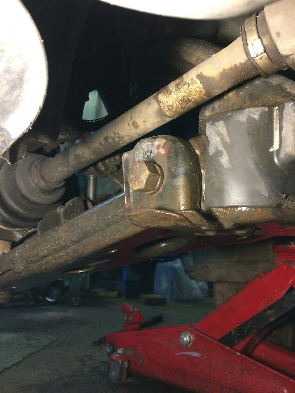 Закисшие болты в подвеске. Что делать?! — DRIVE2