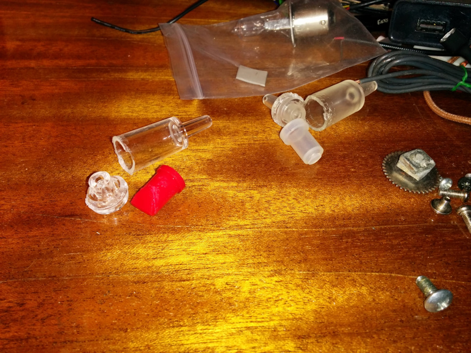 Как слить омывайку из бачка + обратный клапан от аквариума — Ford Focus ...