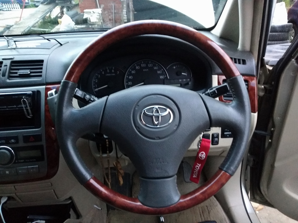 Как снять руль ипсум Ништяяяяяяяяк! Или Руль косточка)) - Toyota Ipsum (21), 2,4 л, 2001 года аксессу