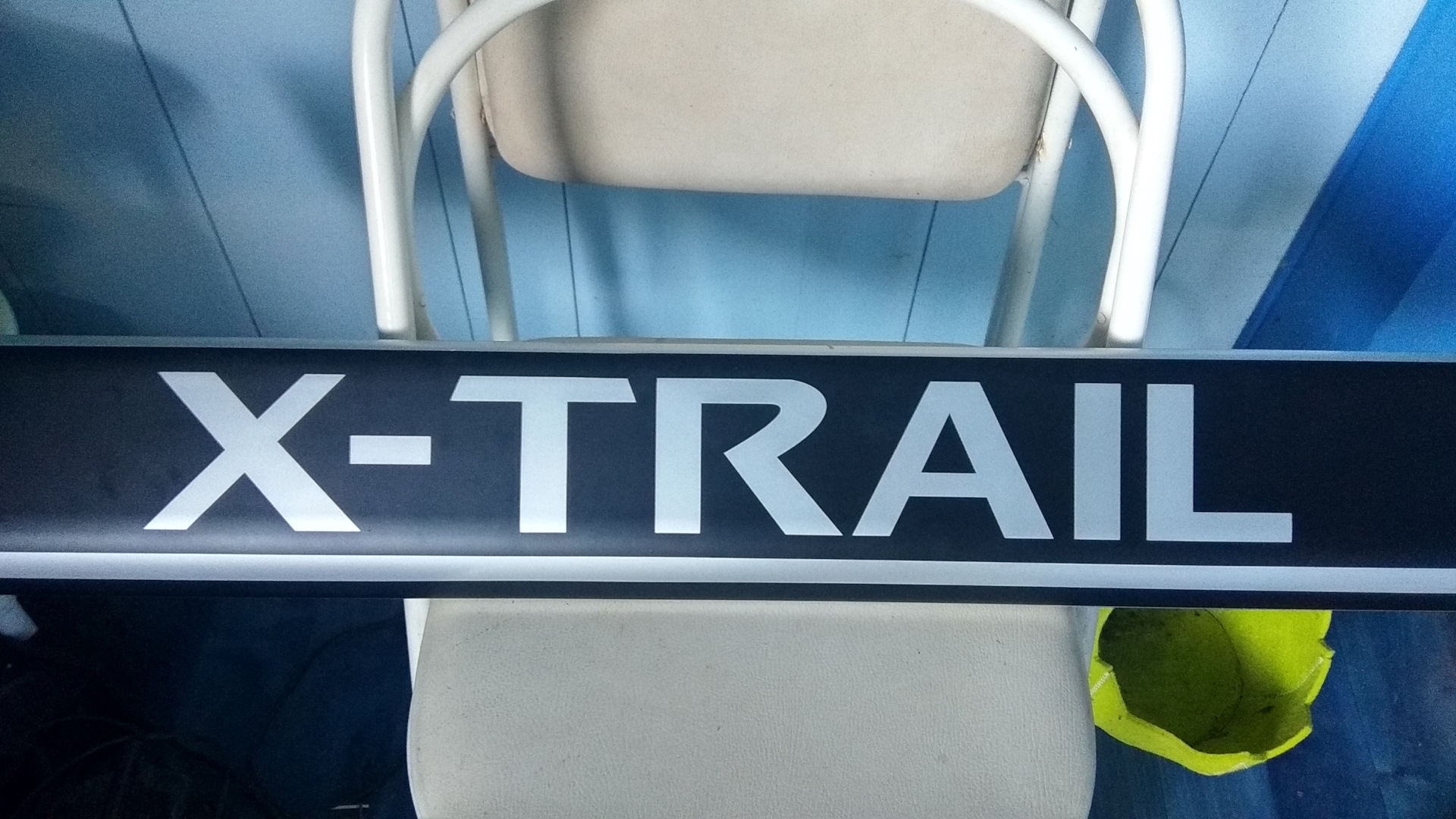 Наклейка на спойлер — Nissan X-Trail II (t31), 2 л, 2012 года | просто ...