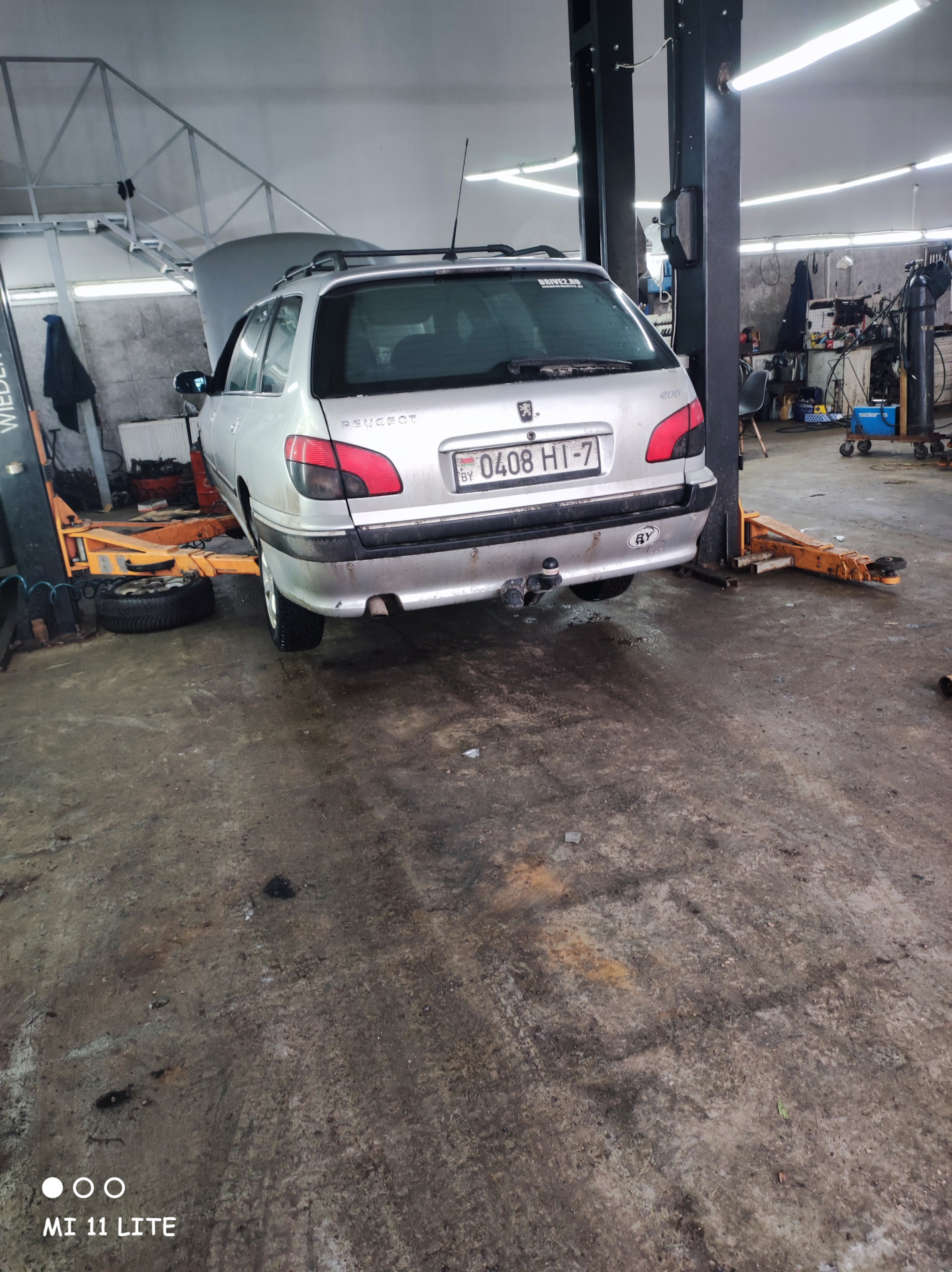 Подрульки, задние втулки стабилизатора, левая шаровая, опорные ...