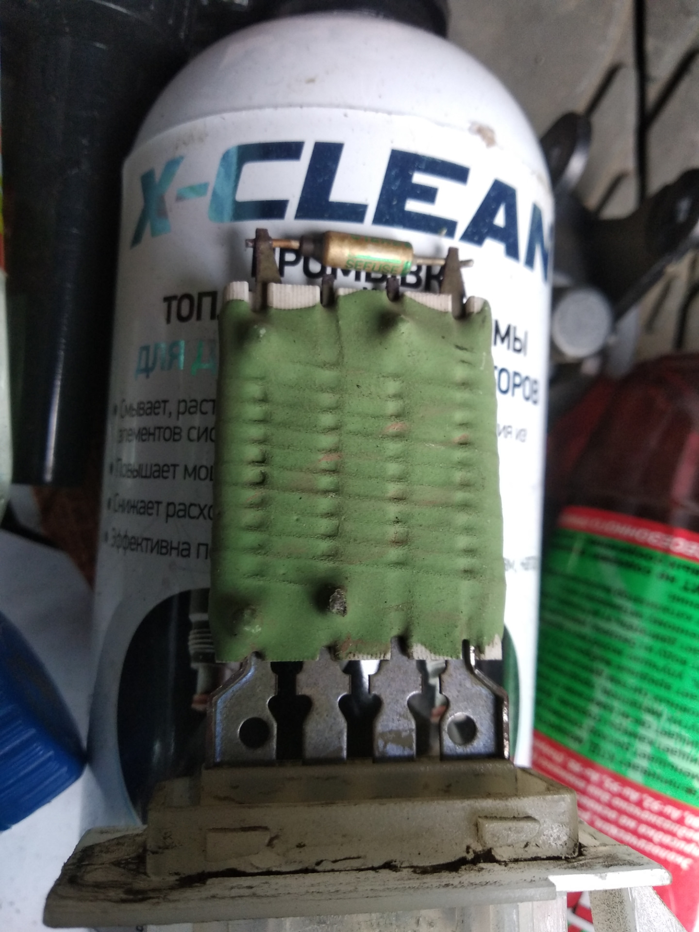 Замена реостата печки — Volkswagen Caddy (3G), 2 л, 2007 года | поломка ...