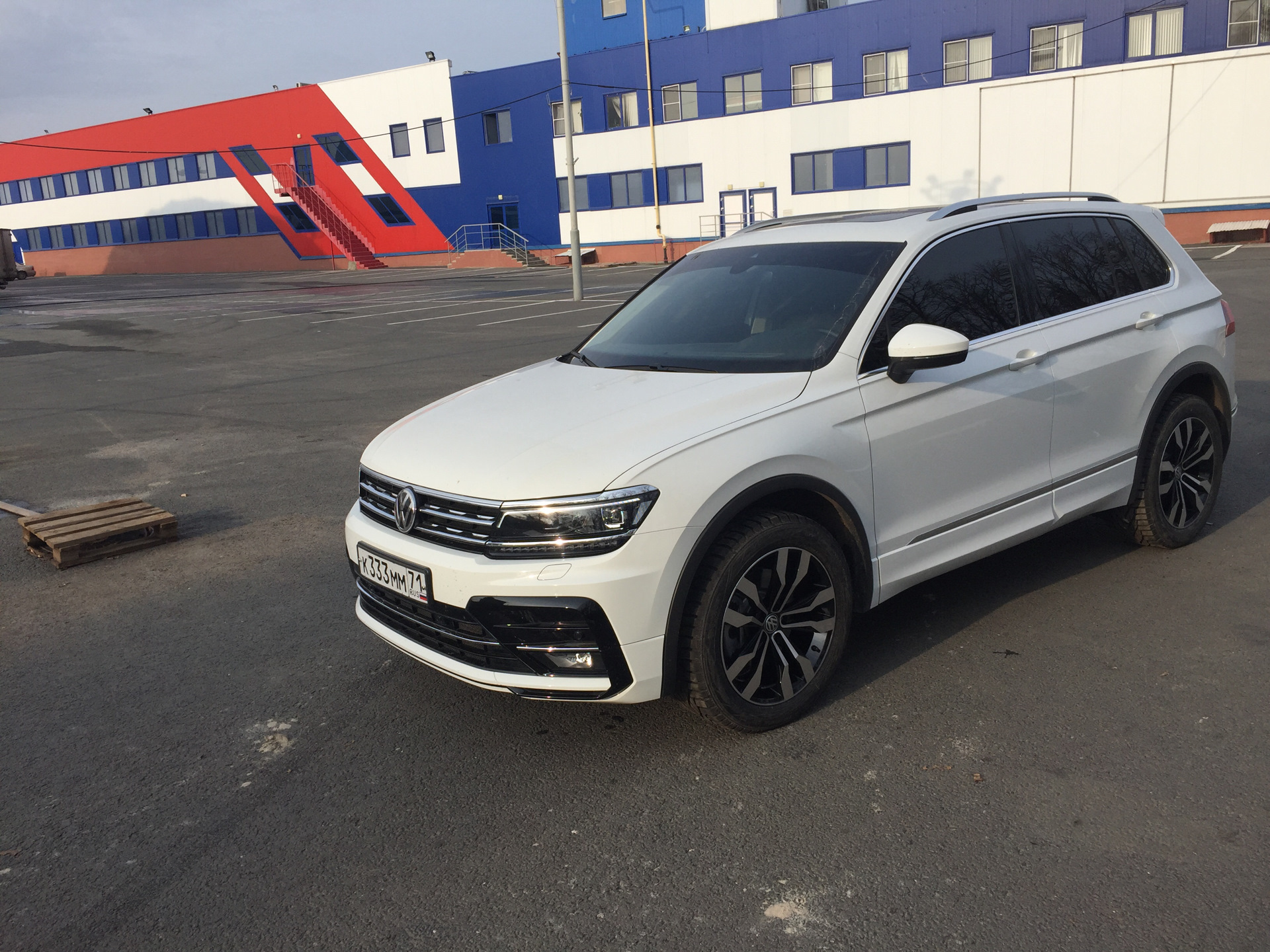 Тигуан турбо. Фольксваген Тигуан турбо. VW Tiguan Turbo 2.0. Фольксваген турбо Тигуан Фольксваген Тигуан. Фольксваген Тигуан турбо спорт.