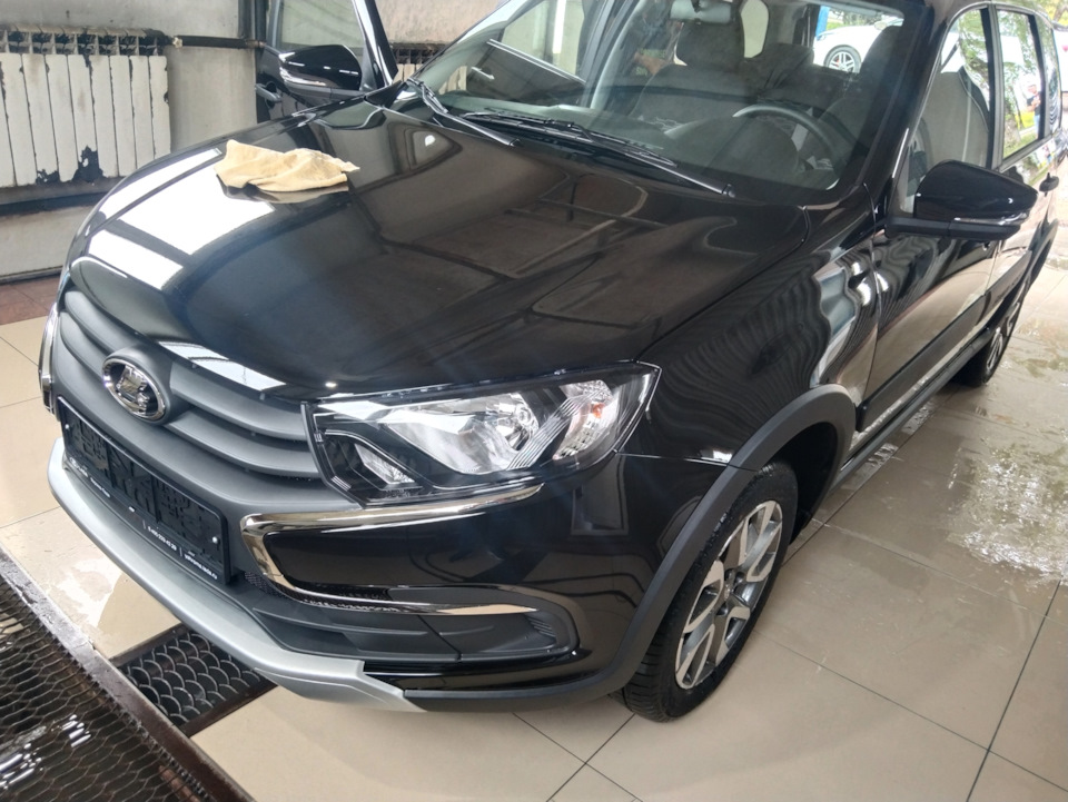 Первые ништяки — Lada Гранта Cross, 1,6 л, 2023 года | тюнинг | DRIVE2