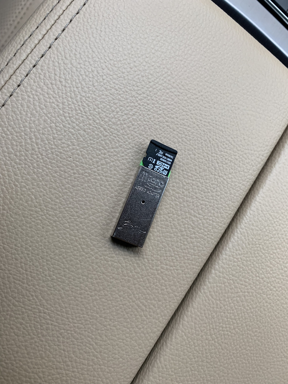 RKAAAgJu1uA 960 Как обновить carplay в машине