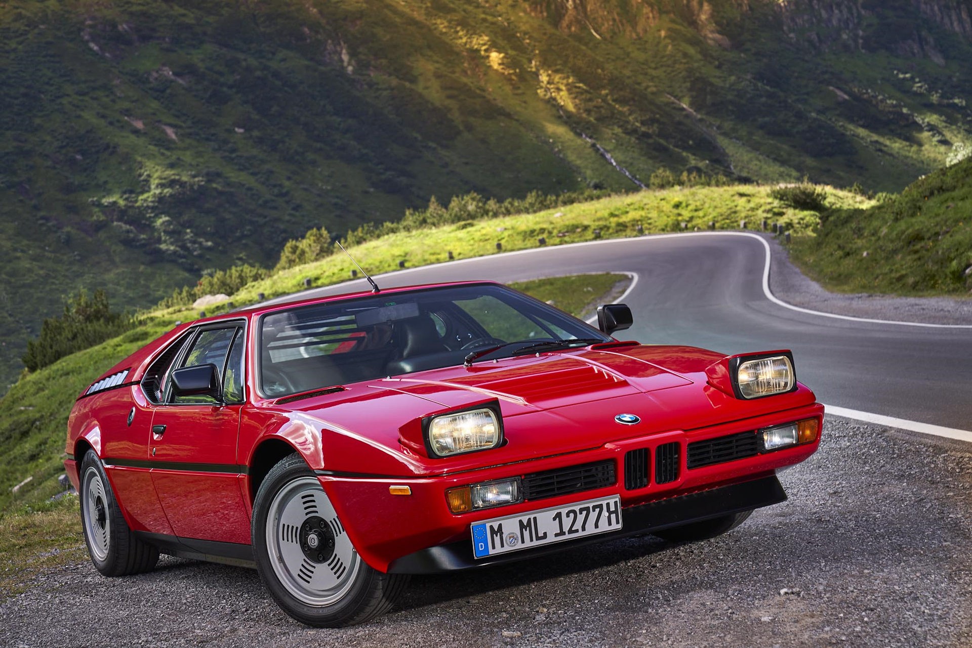 Суперкар BMW m1