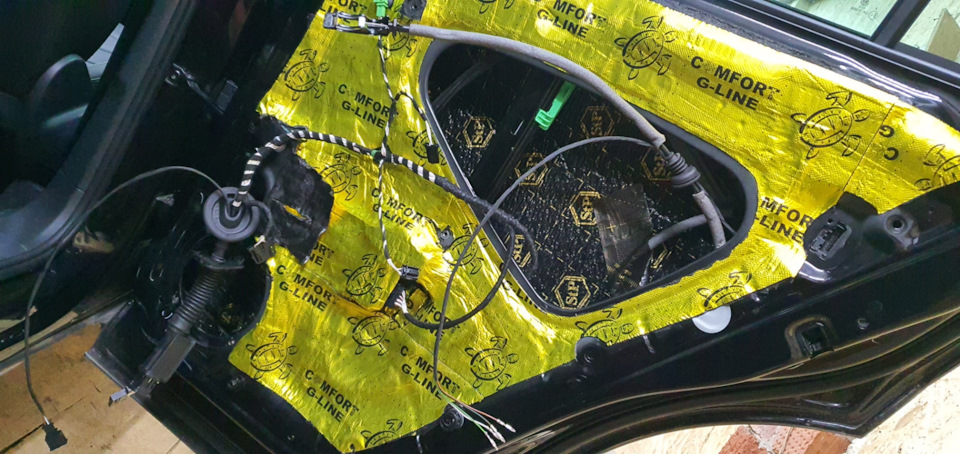 Установка задних ручек комфортного доступа на Тигуан — DRIVE2