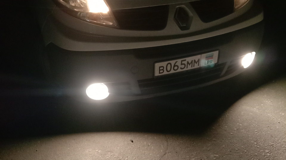 Как почистить форсунку стеклоочистителя? — Renault Trafic (2G), 2 л ...