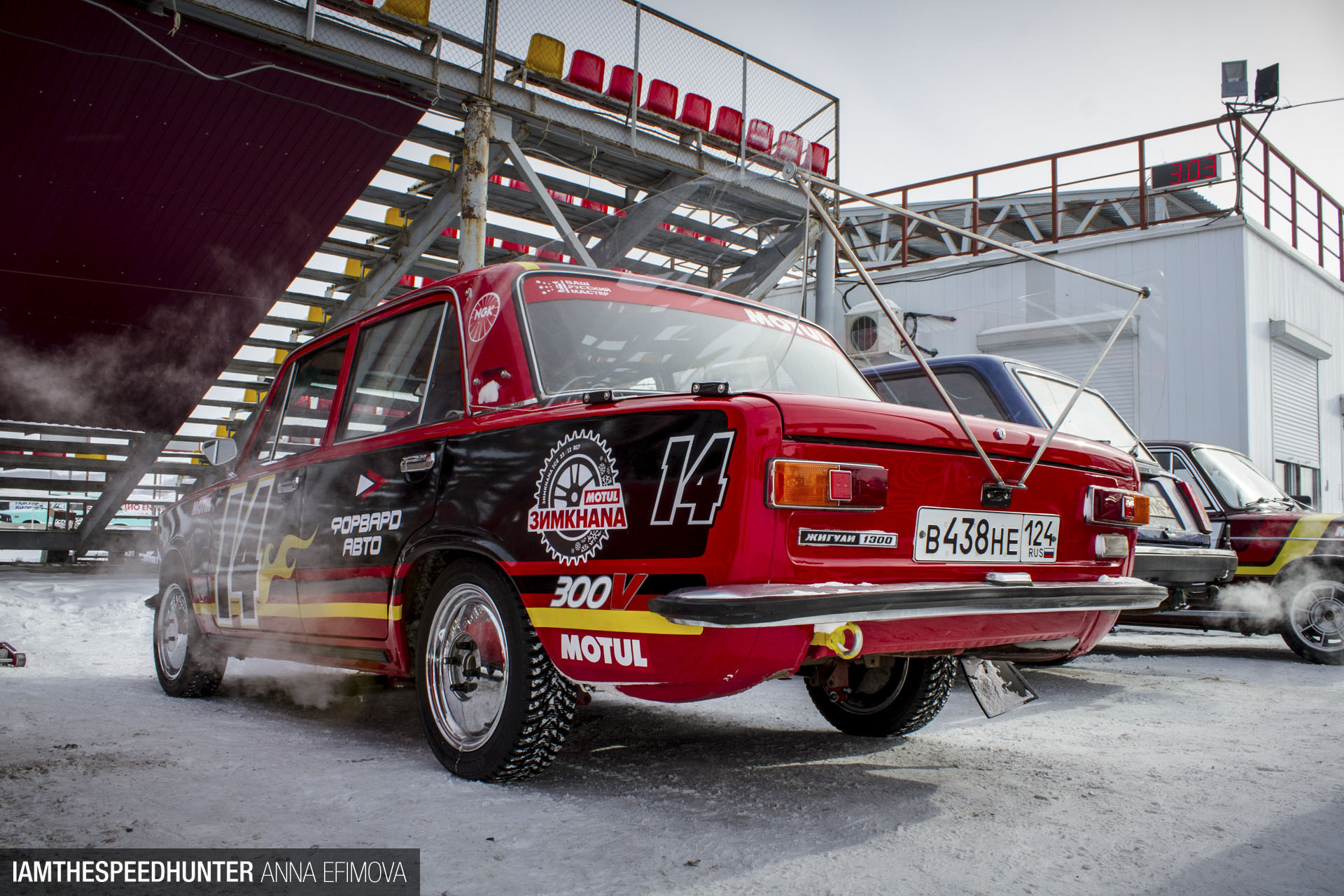 Russian car drift. Speedhunters is Russia Lada. Технология Красноярского дрифта зимнего.