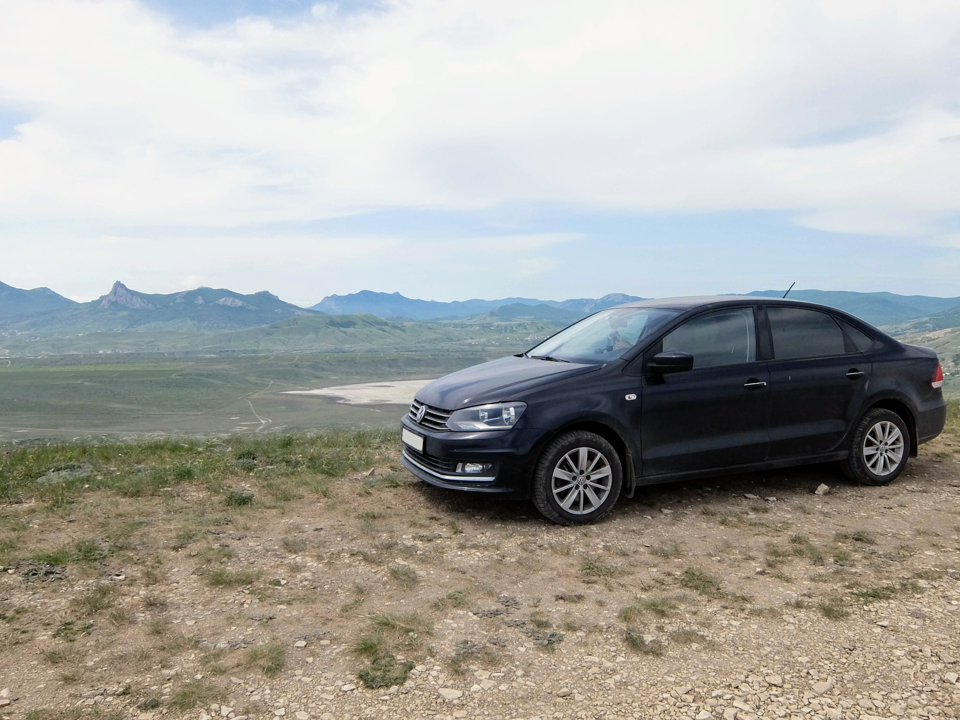 Крым 2018. Гора Клементьева-Судак-Феодосия — Volkswagen Polo Sedan, 1,6 л,  2016 года | путешествие | DRIVE2