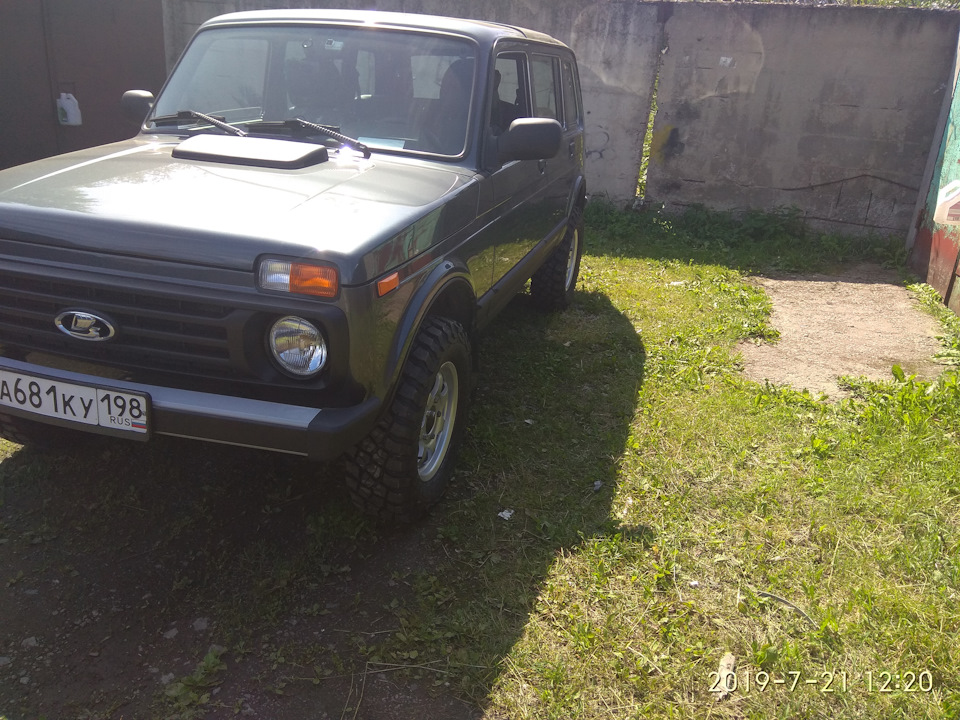 Фото в бортжурнале Lada 4x4 5D. Запчасти на фото: 2019721
