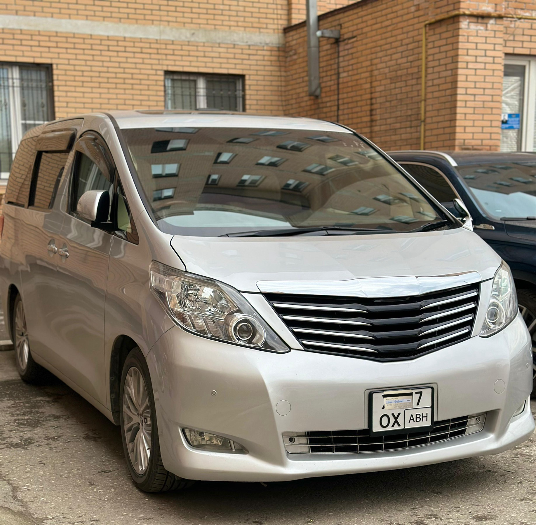 Квадратные номера — Toyota Alphard (2G), 3,5 л, 2008 года | другое | DRIVE2