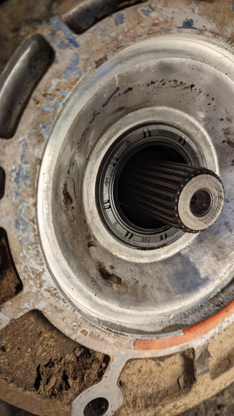 Сальник коробки — ТагАЗ Tager 3D, 2,9 л, 2010 года | поломка | DRIVE2