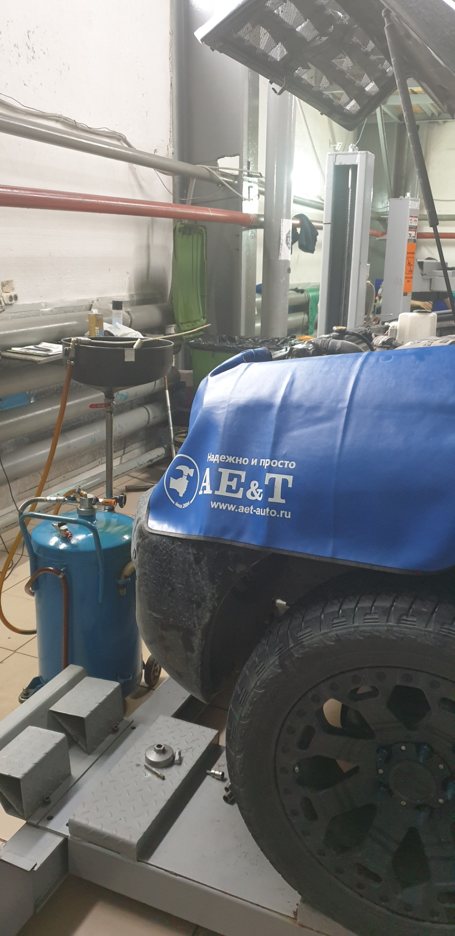 Замена тормозной жидкости и шприцевание карданов — Toyota Sequoia (2G ...