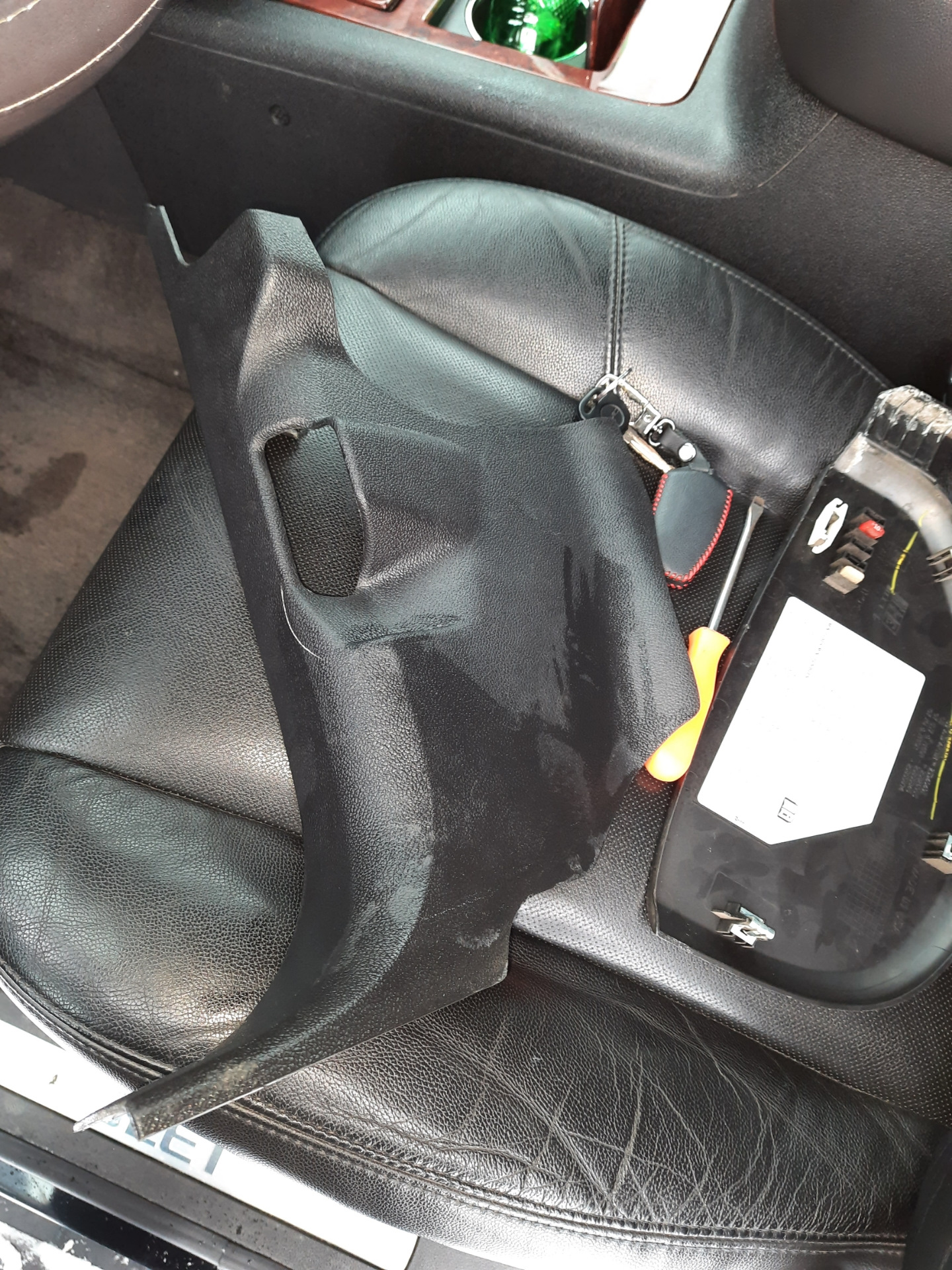 Не открывается капот или 2+2 — Chevrolet Tahoe (GMT900), 5,3 л, 2011 ...