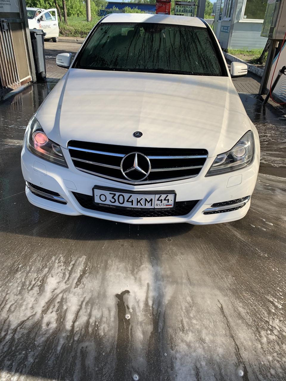 Замена масла в акпп, замена ламп головного света. — Mercedes-Benz C-class  (W204), 1,6 л, 2013 года | визит на сервис | DRIVE2