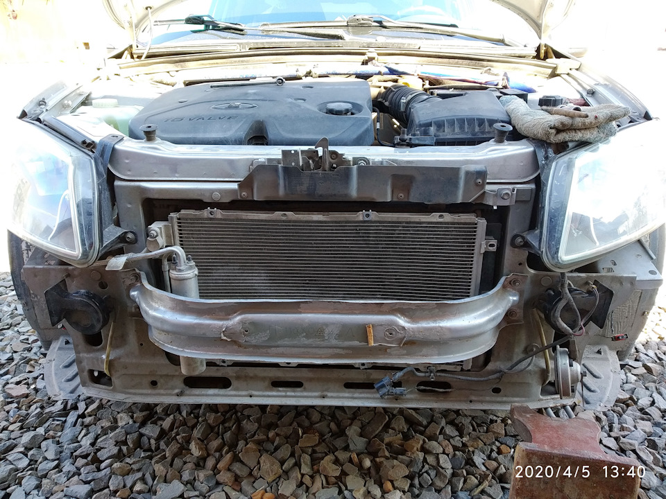 Чистка сот радиаторов кондея и охл. двигателя. — Lada Гранта лифтбек, 1 ...