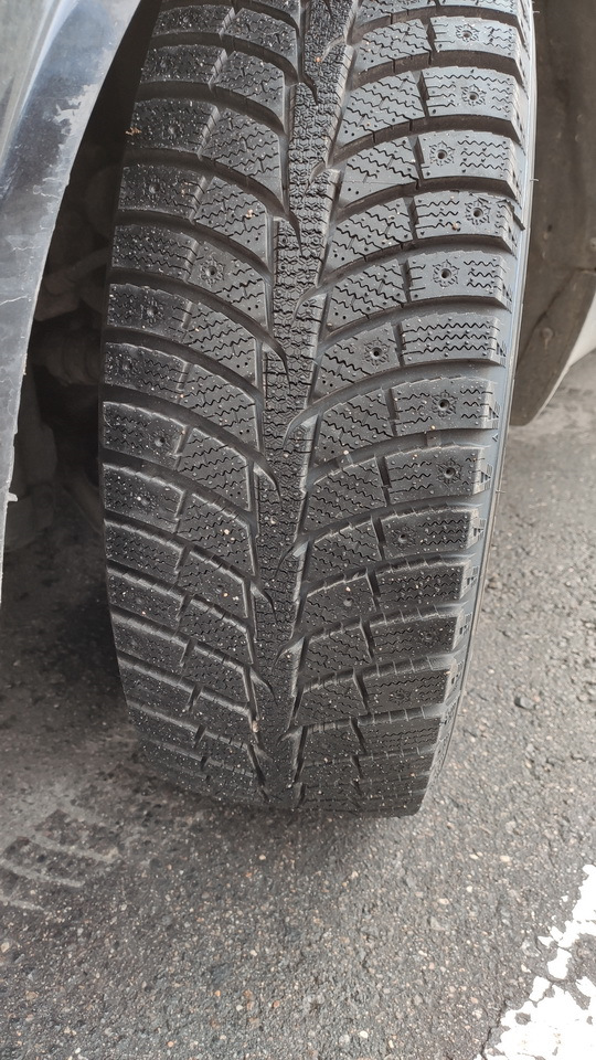 Зимние шины Laufenn I Fit Ice LW71 205/60R16 — Nissan Primera (P12), 1 ...
