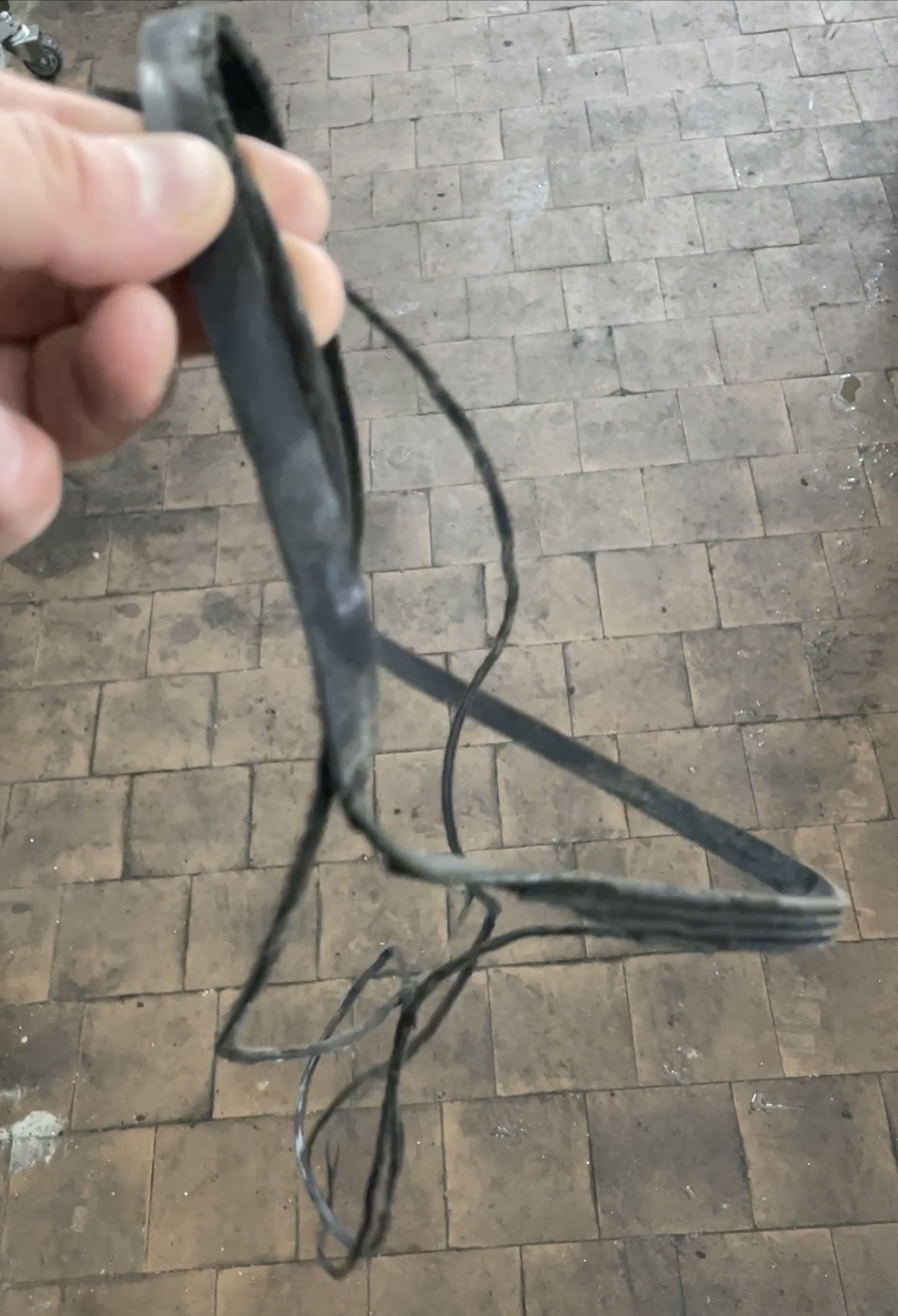 Обрыв ремня генератора и последствия на ВОЛЬВО XC60;ХС70 2,0d и 2,4d ...