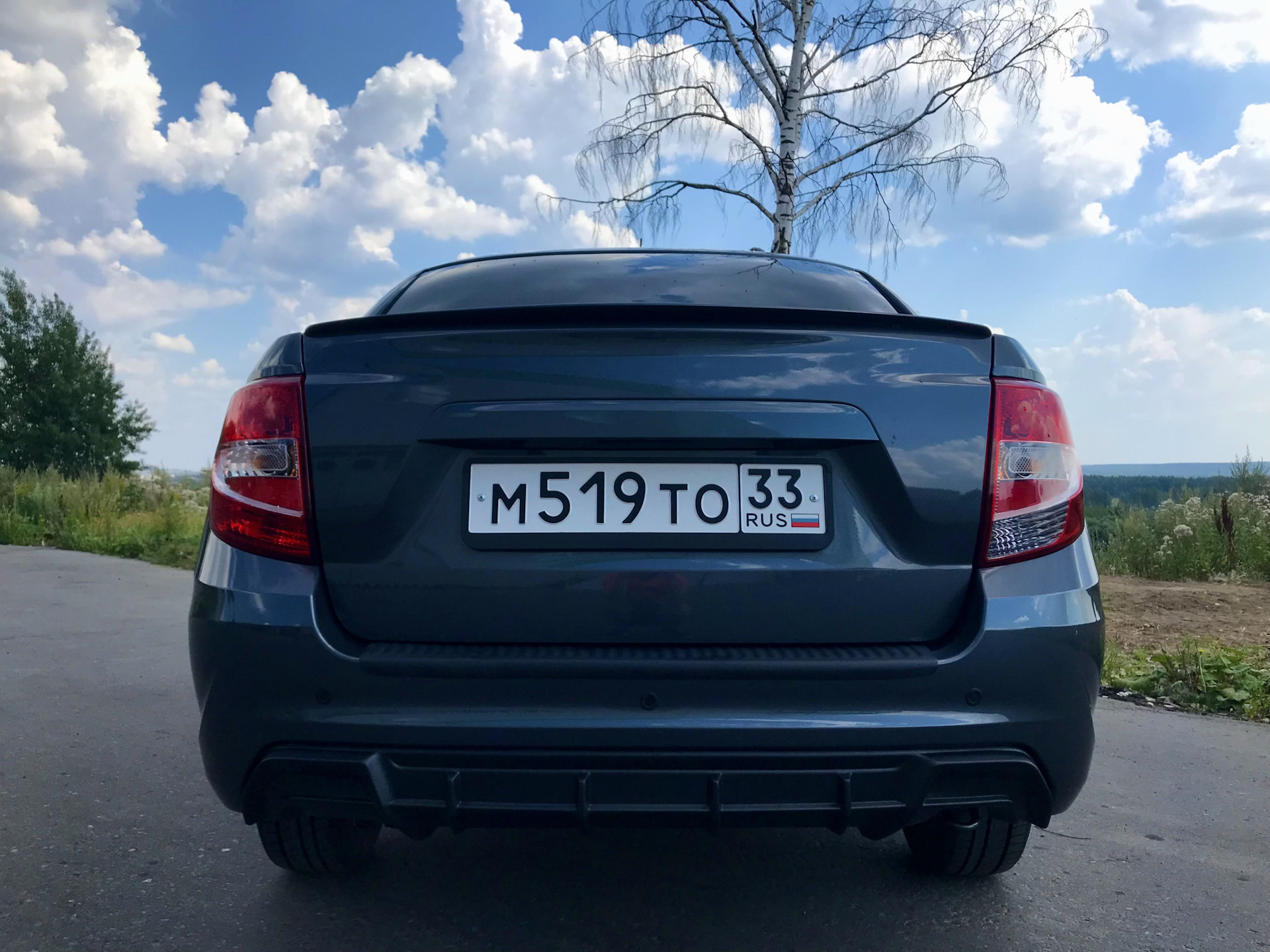 Диффузор бампера калина 2 спорт. Диффузор на гранту фл. Диффузор на задний бампер гранта. Накладка заднего бампера бмв f30. Диффузор на задний бампер гранта.