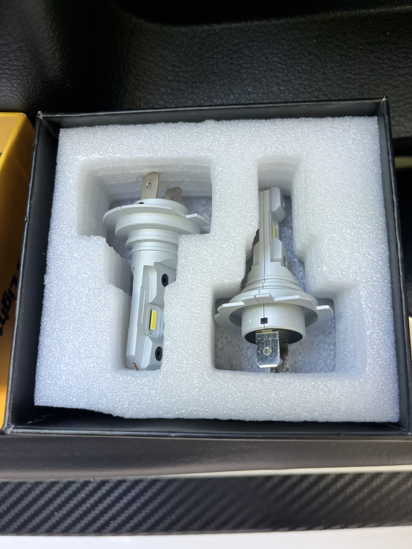 Замена галогеновых ламп, освещения поворота, на диодные. — Volkswagen ...