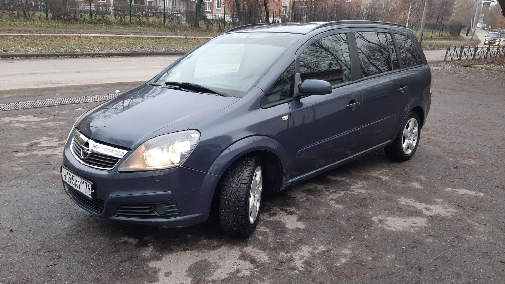 Opel Zafira B 1.8 бензиновый 2007 | Продана на DRIVE2