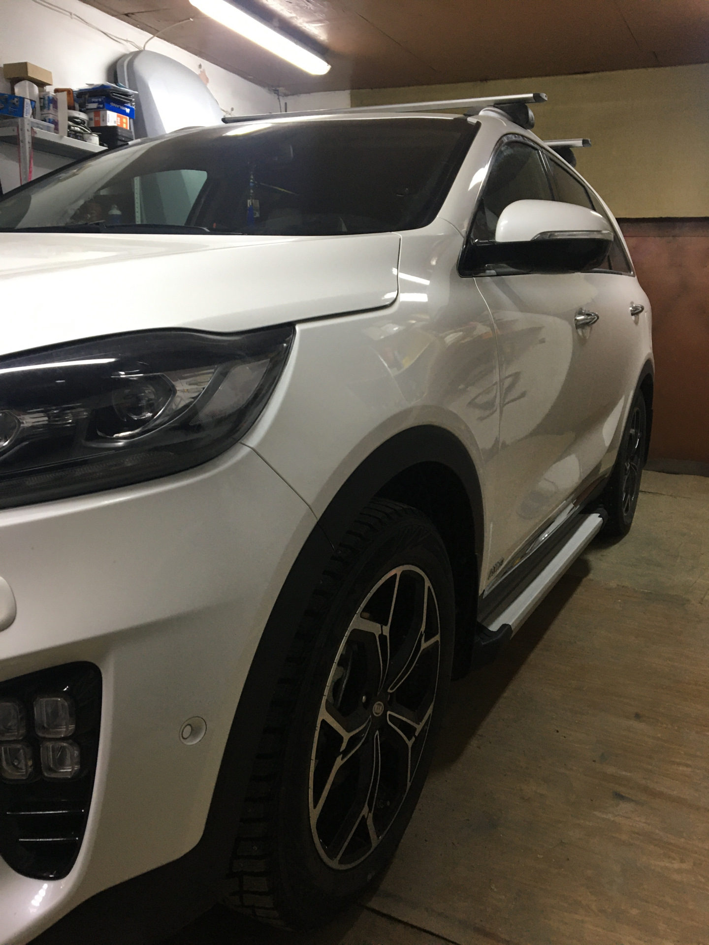 Установил пороги — KIA Sorento (3G), 2,4 л, 2019 года | аксессуары | DRIVE2