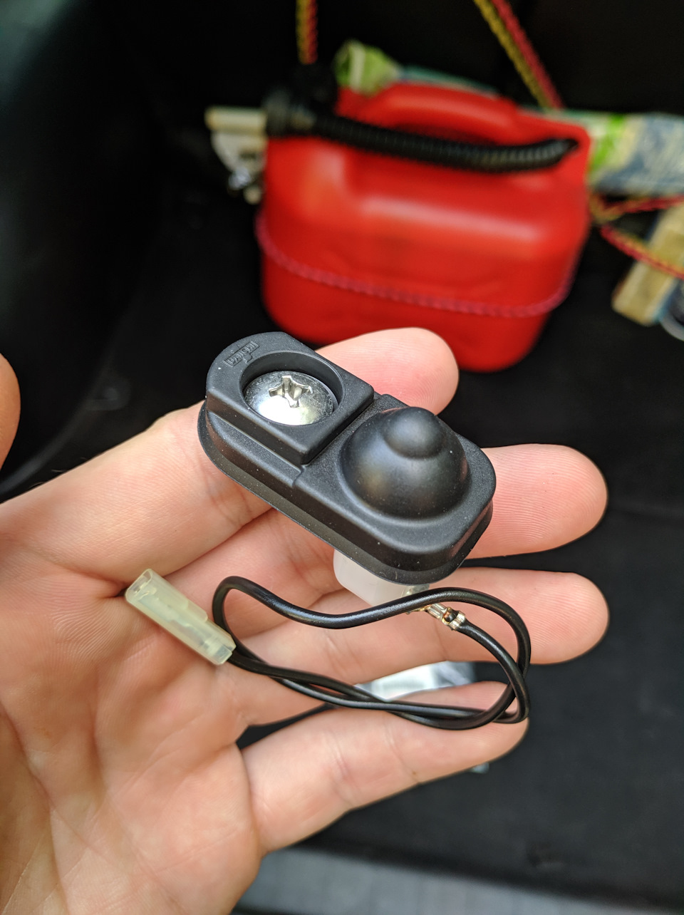 Замена концевика двери багажника — Suzuki Grand Vitara (2G), 2 л, 2006 ...