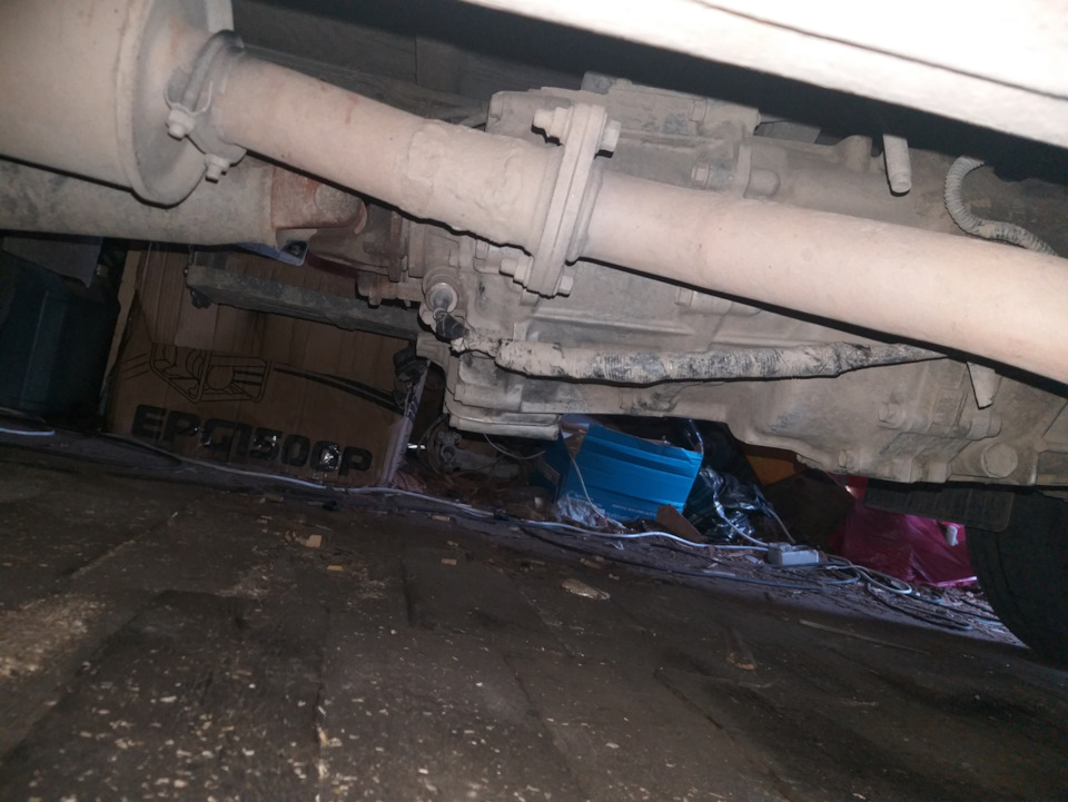 Оборвало тросик спидометра — Toyota Dyna, 2,8 л, 1997 года | поломка ...
