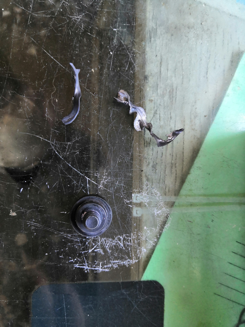 Скрип водительского сиденья — Ford Mondeo IV, 2 л., 2012 года | своими ...