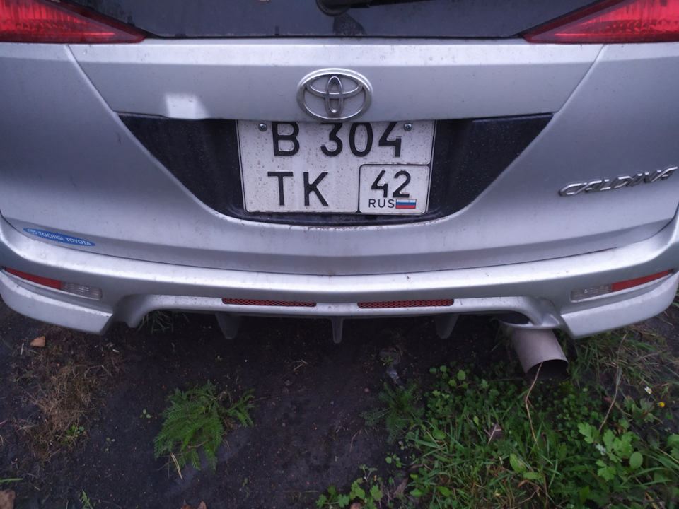 Замена правой шаровой опоры. — Nissan Note (1G), 1,6 л, 2006 года ...