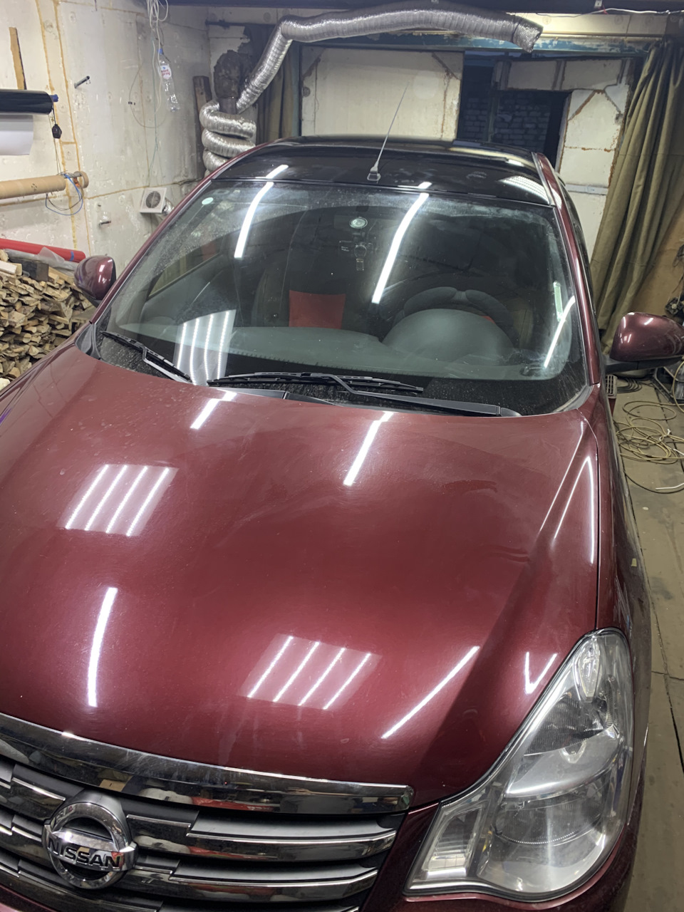 2 — оклейка крыши в чёрный глянец 😎 — Nissan Almera V (G11/15), 1,6 л ...