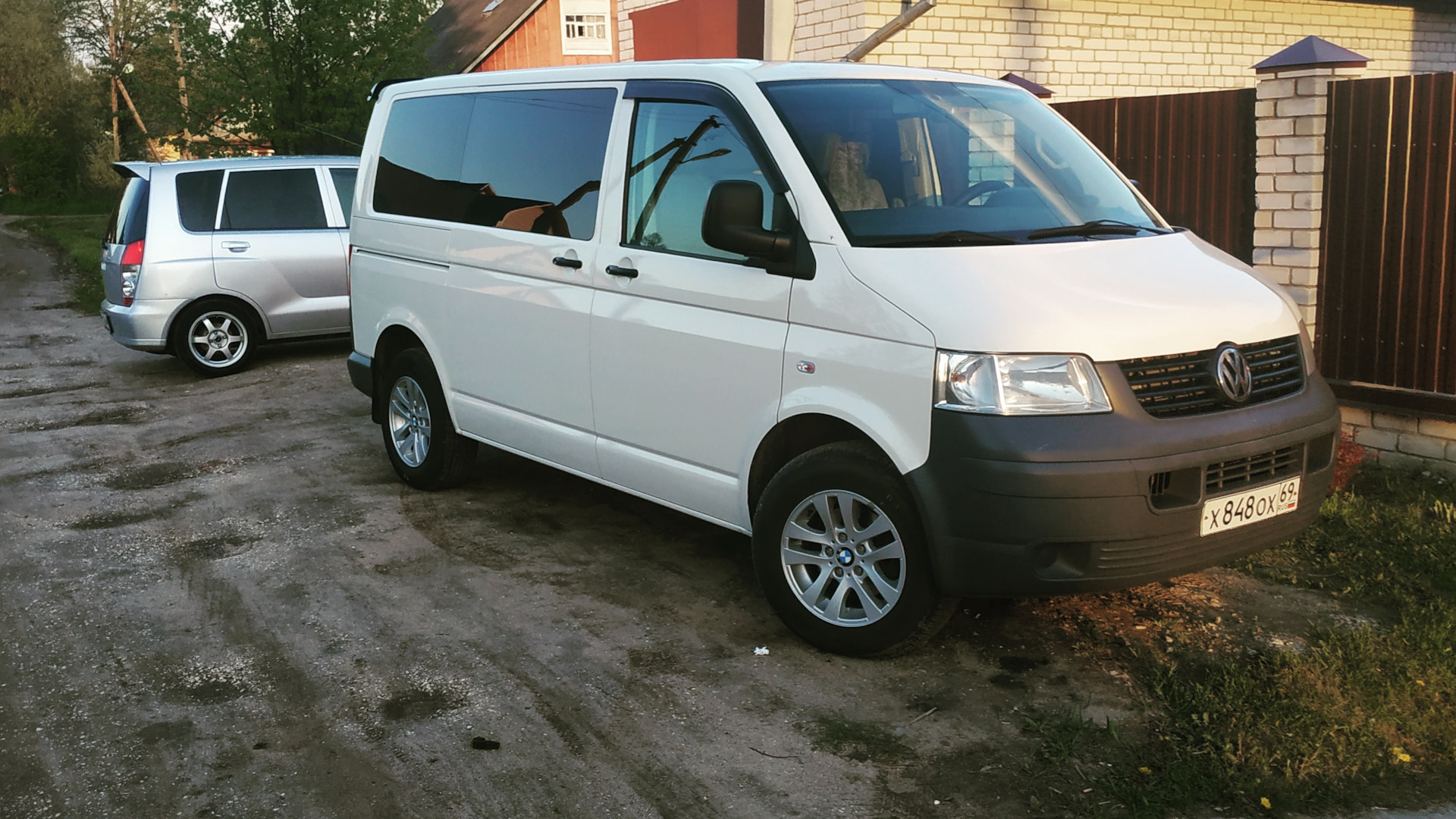 Volkswagen Transporter T5 1.9 дизельный 2008 | Белая мечта на DRIVE2