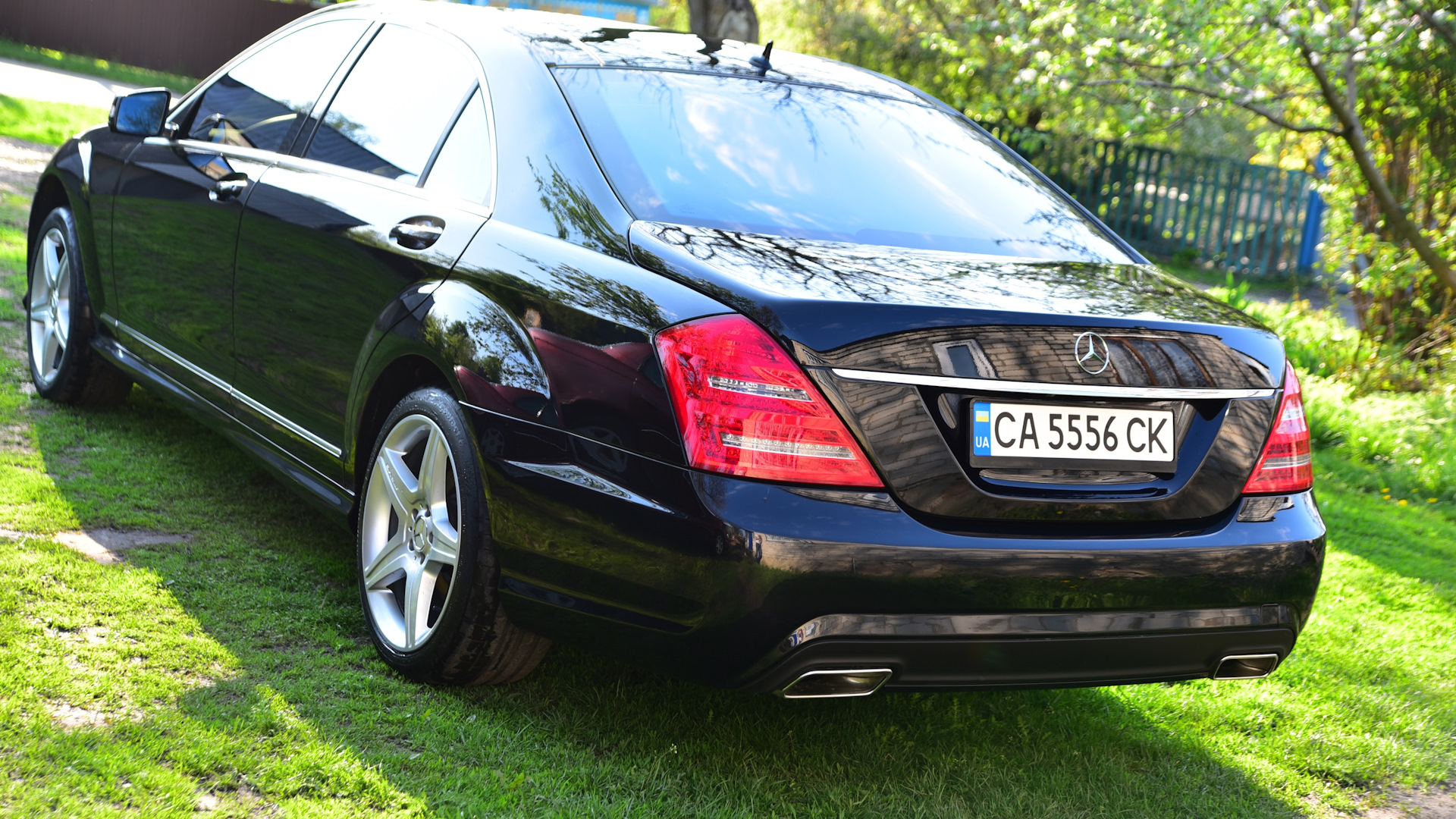 Mercedes-Benz S-Class (W221) 5.5 бензиновый 2008 | 5,5 4matic Long AMG на  DRIVE2