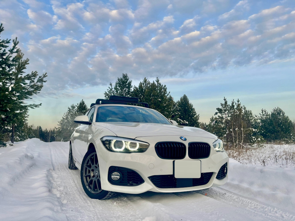 Thule Wingbar edge SnowPack BMW 1 series F20 1 5 2018