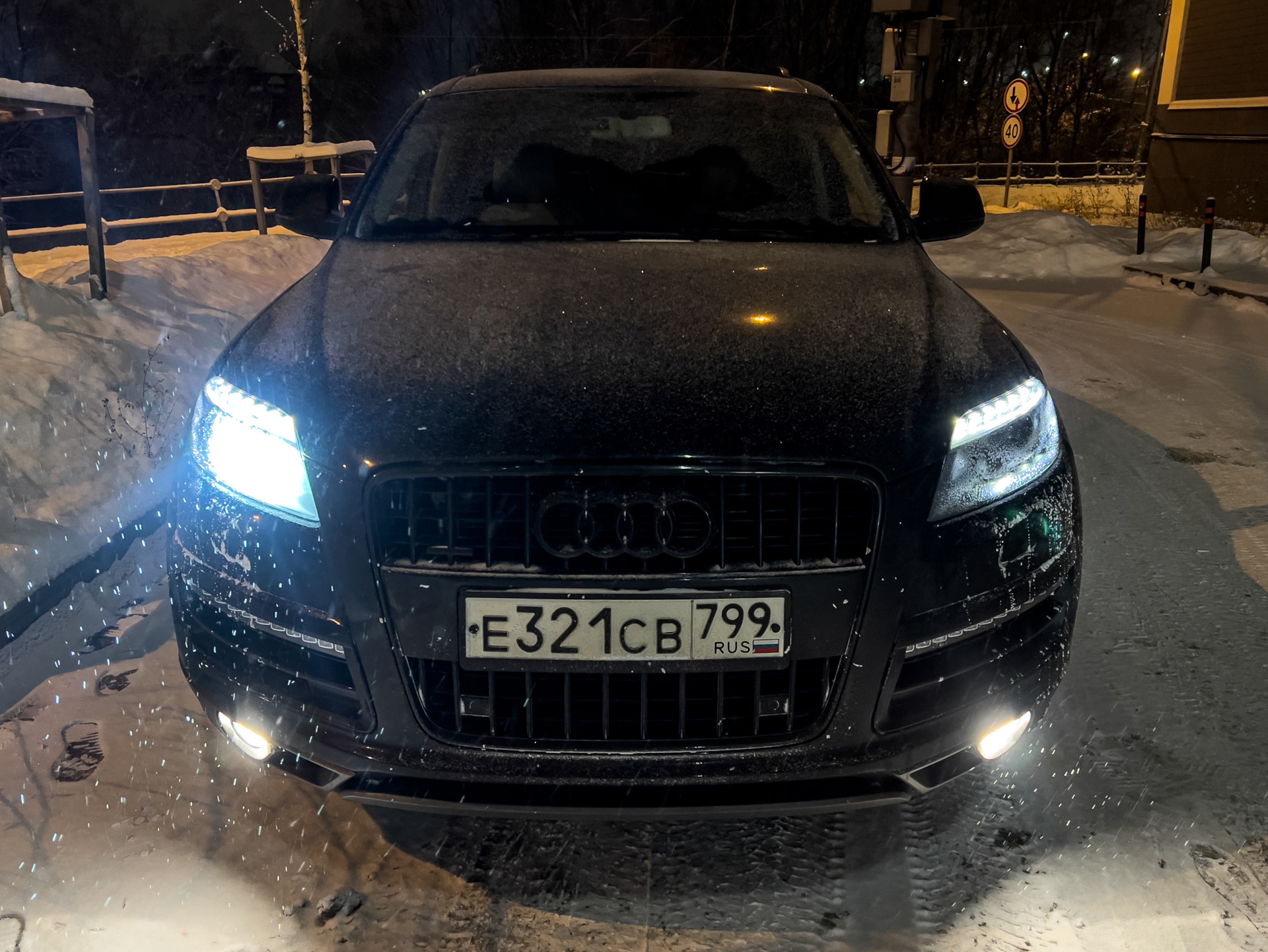 Фары audi q7