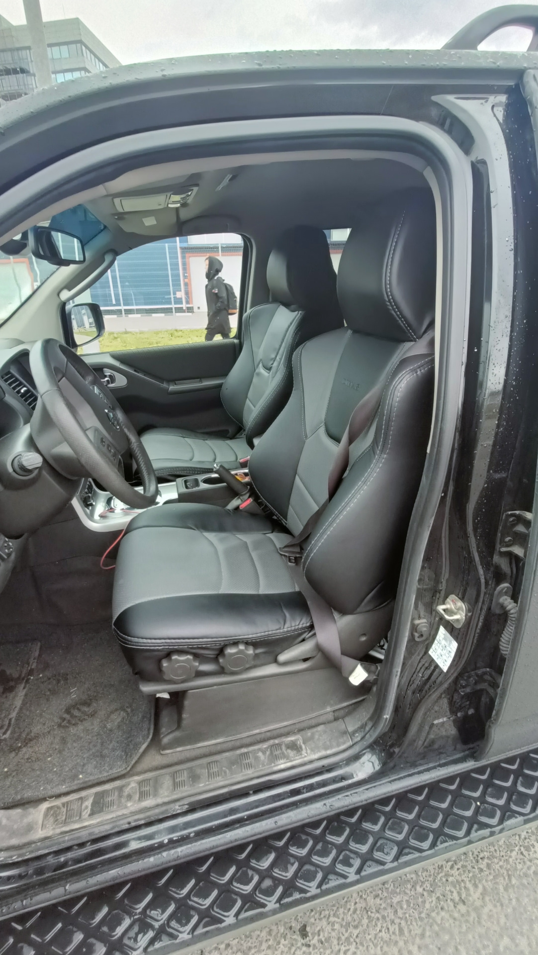 Чехлы с боковой поддержкой — Nissan Pathfinder (3G), 2,5 л, 2012 года ...