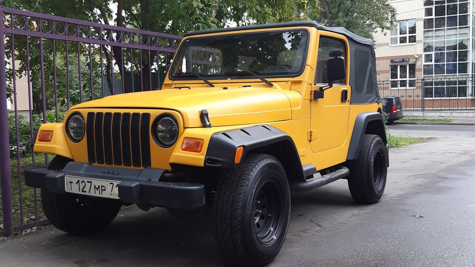 Jeep Wrangler Zhyoltyj Traktorok Drive2