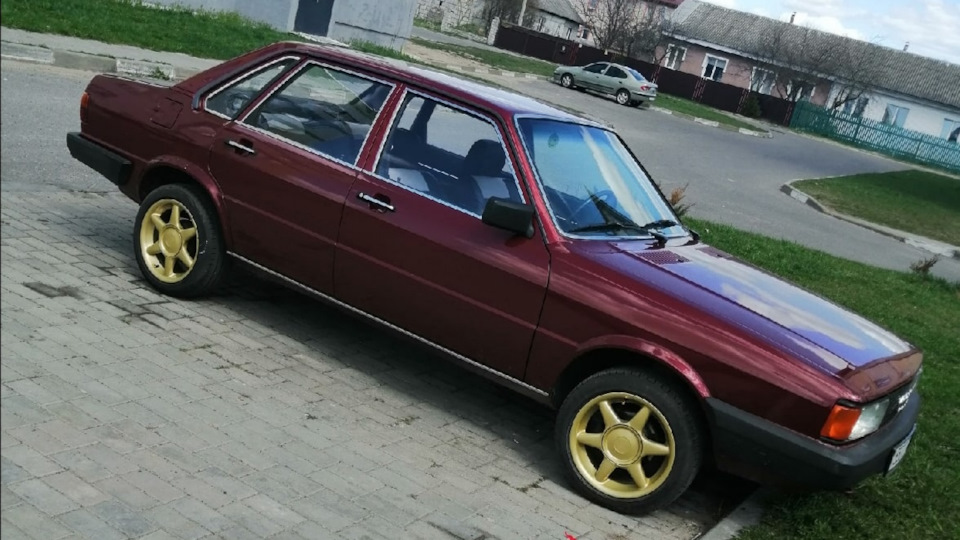 Audi 80 (B2) 1.8 бензиновый 1983 | "Ракета" на DRIVE2