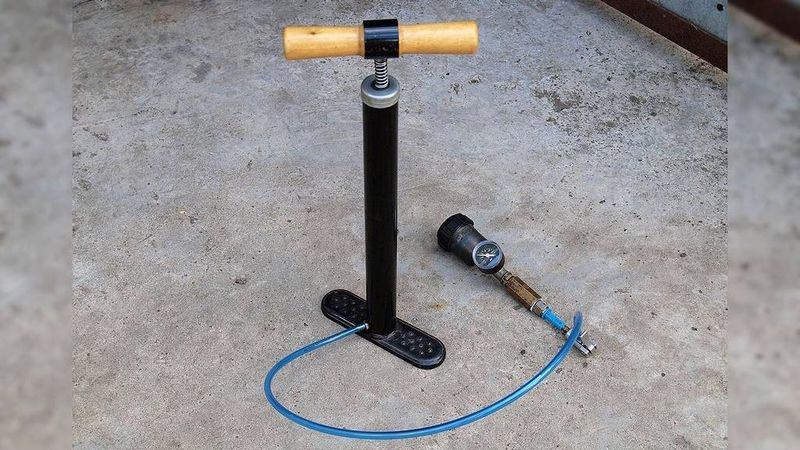 RRUmcUaB790F8mo3q2mRf399 OU 960 Как отремонтировать пробку расширительного бачка