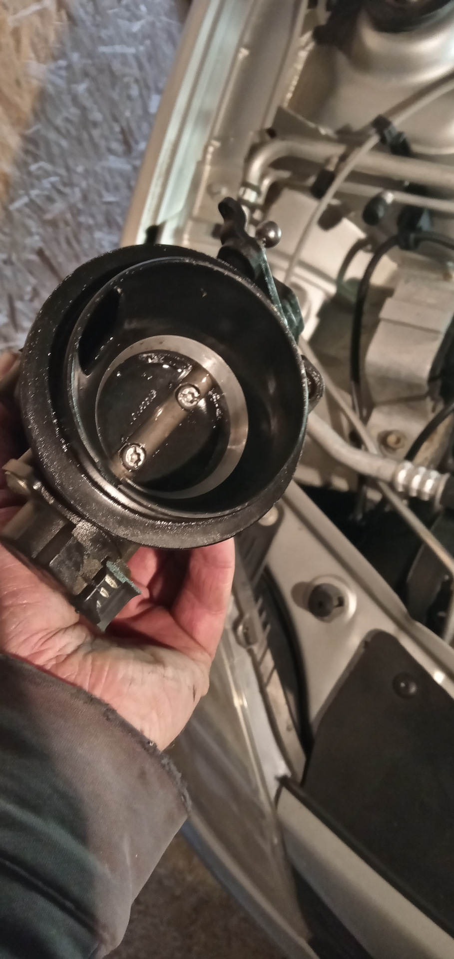 Продолжаем ТО. Тросик сцепления, РХХ, зимняя резина . — Renault Sandero ...