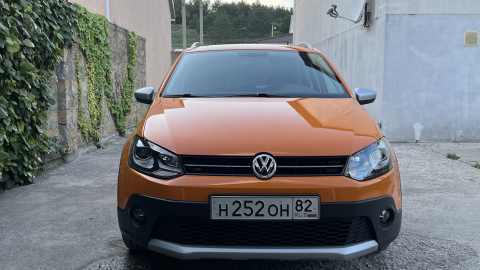 Volkswagen CrossPolo