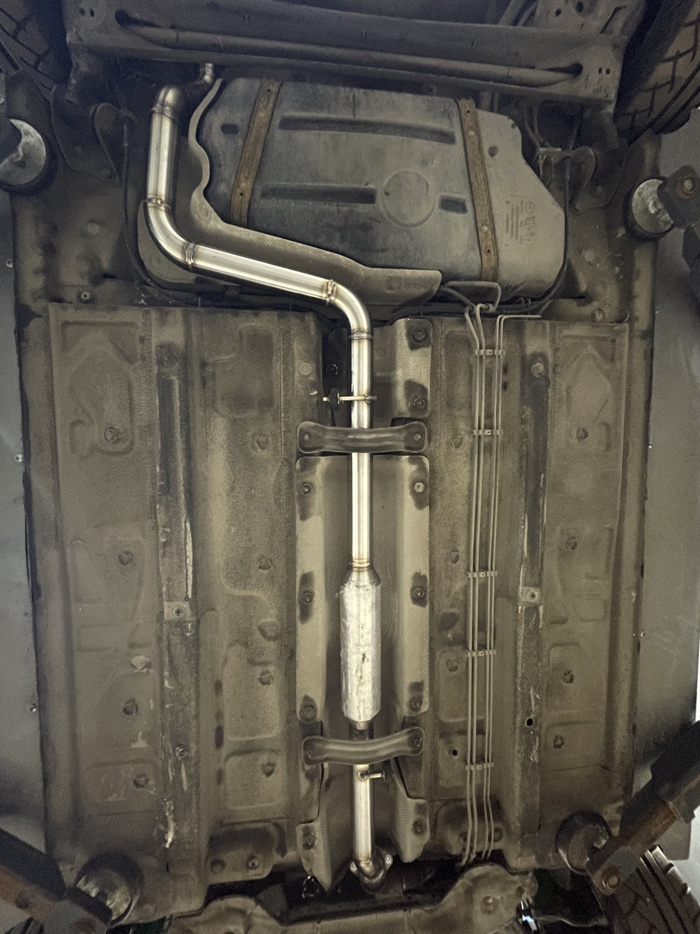 Про выхлоп — Lada Vesta (1G), 1,6 л, 2016 года | тюнинг | DRIVE2