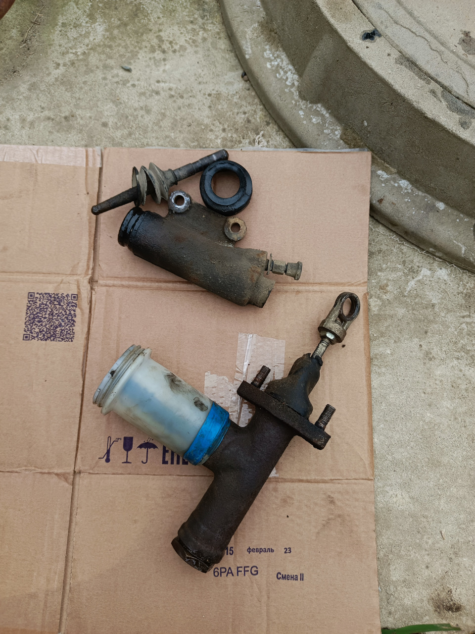 Перебрал рулевую колонку и цилиндры сцепления. — ГАЗ Газель, 2,5 л ...