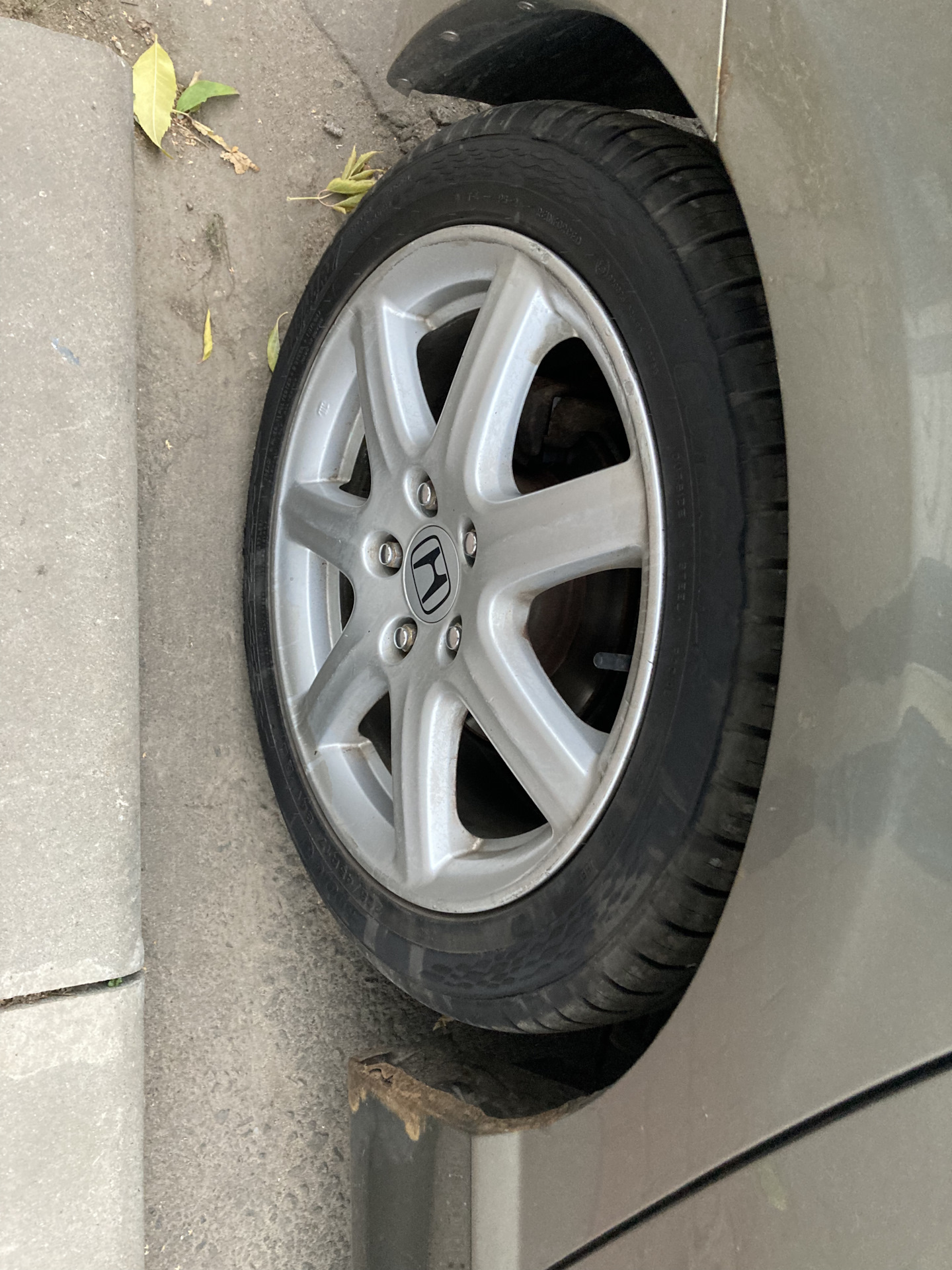 Покрас арок и задние подкрылки — Honda Civic 4D (8G), 1,8 л, 2008 года ...