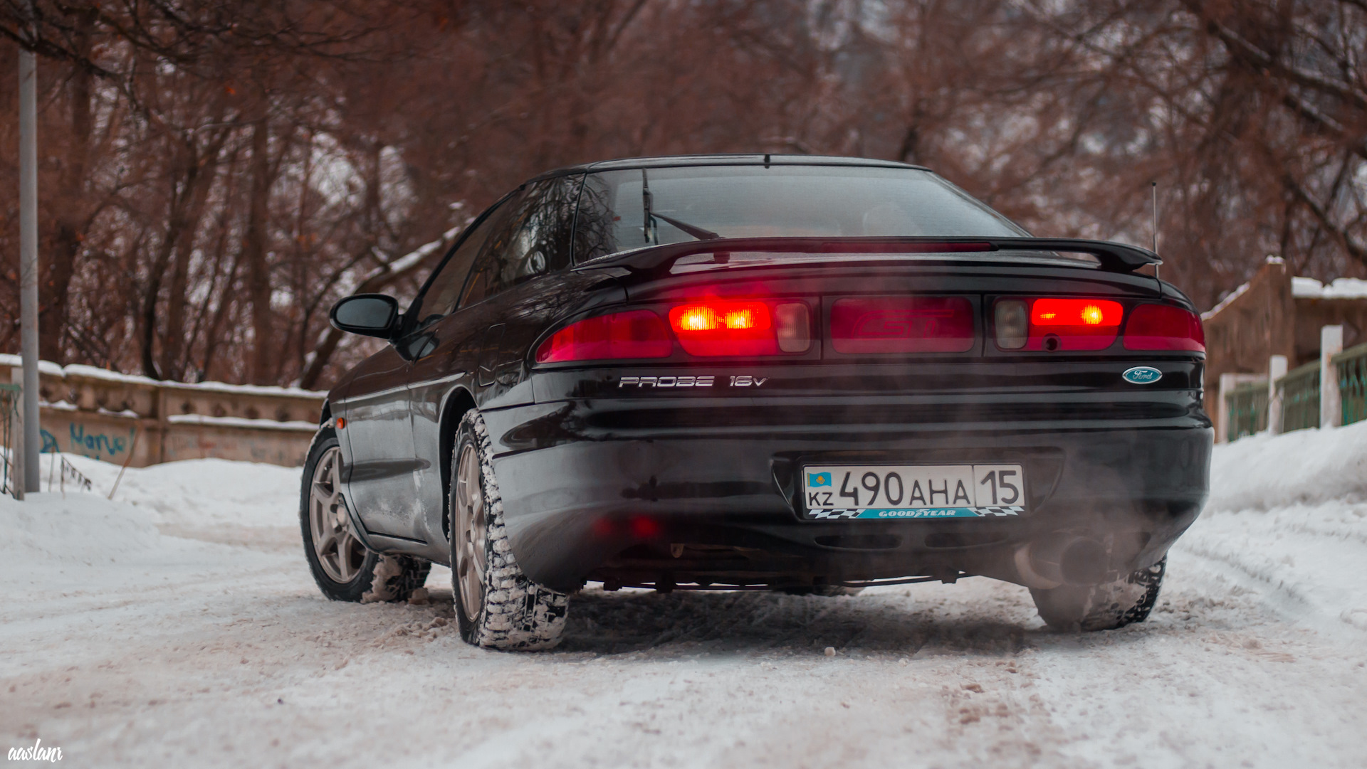 Ford Probe в снегу