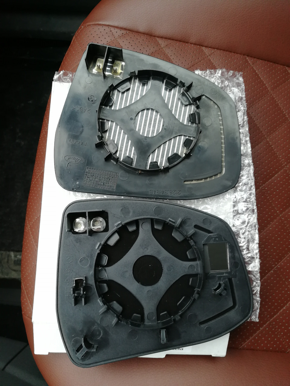 Обогрев левого зеркала. — Ford Focus Hatchback II, 1,6 л, 2011 года ...