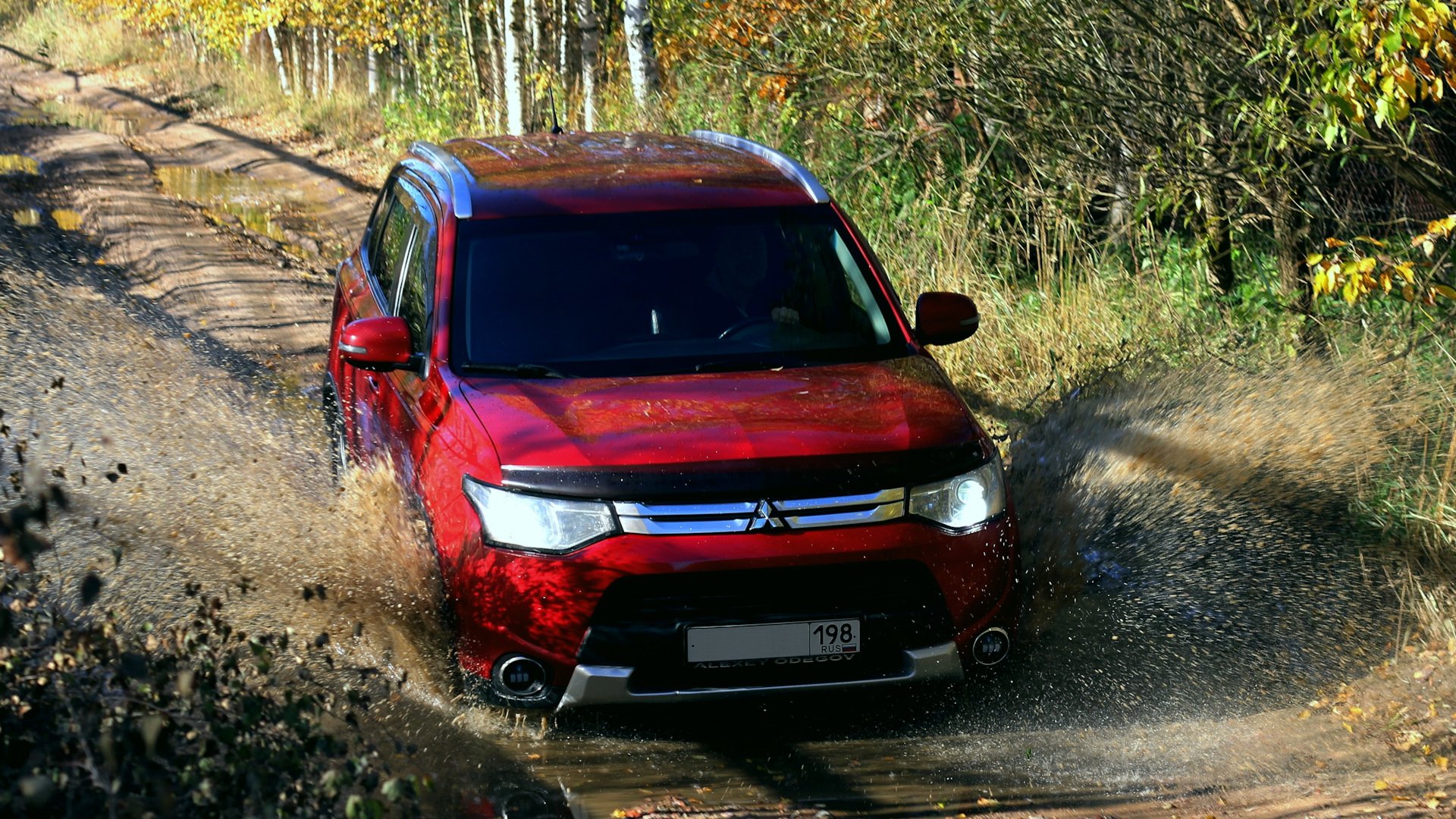 Mitsubishi Outlander (3G) 2.0 бензиновый 2014 | Красный Аут на DRIVE2