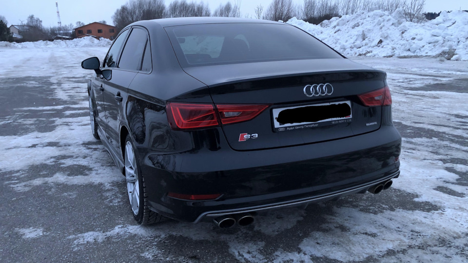 Audi A3 Sedan Quattro 🦎 Ultra Black