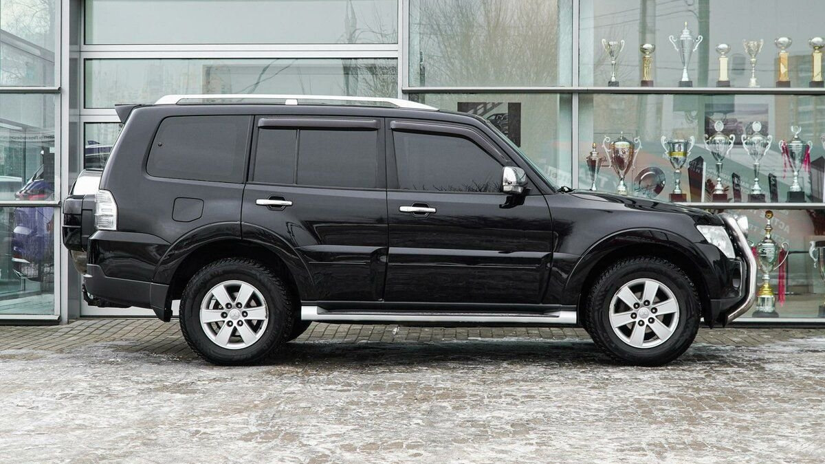 Mitsubishi Pajero (4G) 3.0 бензиновый 2007 | 